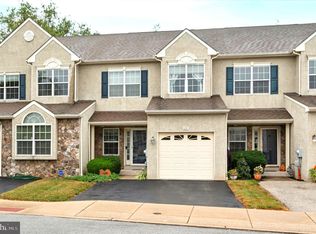 129 Fairway Ln, Norristown, PA 19403