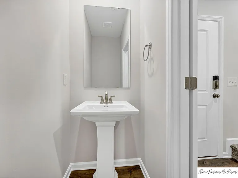 223 Sunny Hill Dr — Photo 13