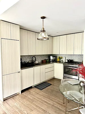 Rented by MLB ESTATES LLC | media 36