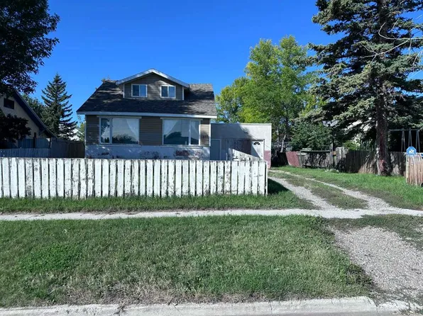117 E 3rd St W, Cardston, AB T0K 0K0