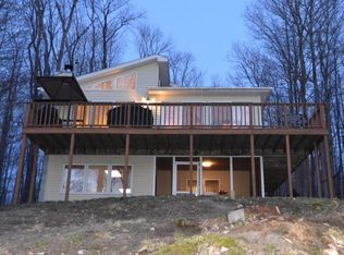 6729 N Hamlin Shoals Ln, Ludington, MI 49431