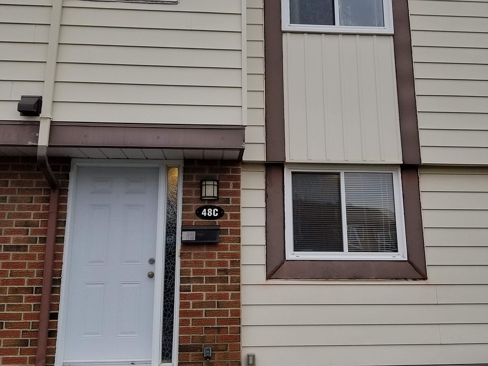 1st image of 48C Foxfield Dr