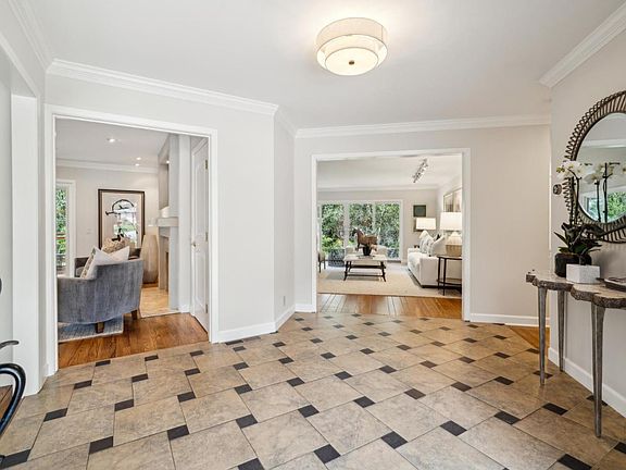 4th image of 530 Torwood Ct