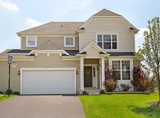 1015 Grove Ln, Lombard, IL 60148