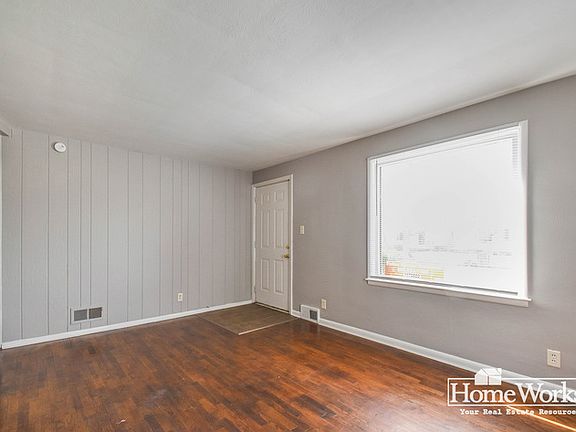 3rd image of 340 S Brook Ave