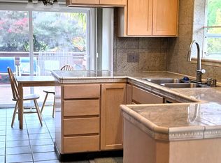 402 Nobel Dr, Santa Cruz, CA 95060