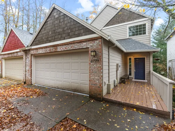3729 SW Stephenson St, Portland, OR 97219