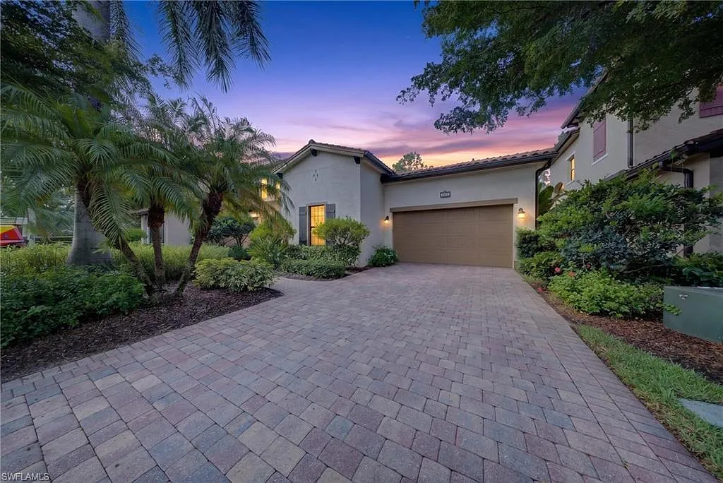 3 bed, 2.5 bath, 1562 sqft, $10,500 — Photo 1