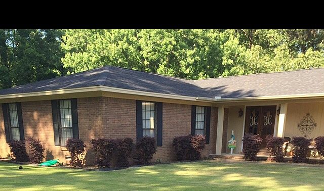 1st image of 102 Wickwood Dr