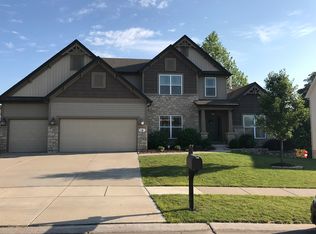 18 Milton Brennan Manor Ct, Wentzville, MO 63385