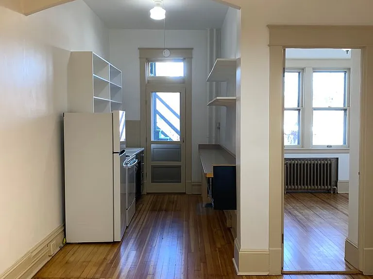 292 Lark St #2 — Photo 4