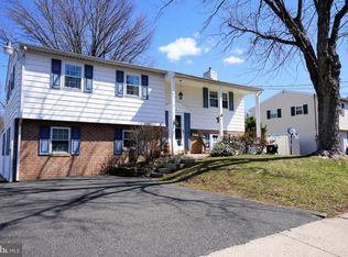 43 Indian Valley Ln, Telford, PA 18969