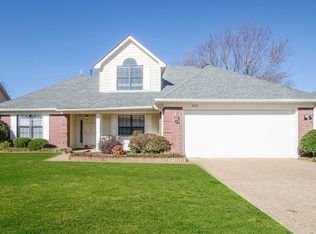 8562 Shingle Oaks Dr, Cordova, TN 38018
