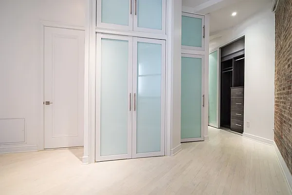 Rented by RHI Group | media 26