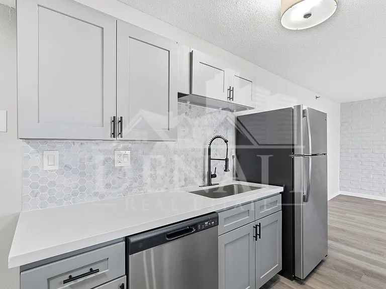425 W Paseo Redondo #6E — Photo 11