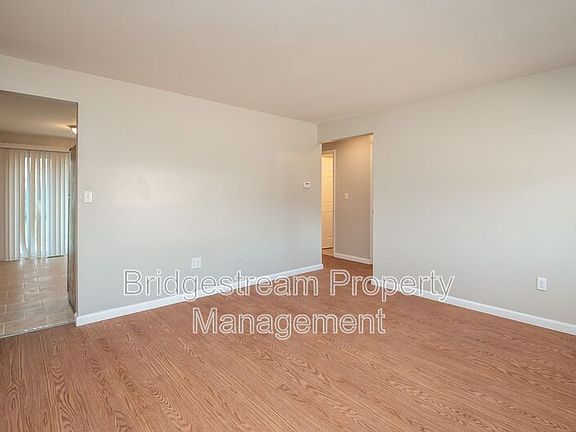 4th image of 5346 Hilgeford Dr