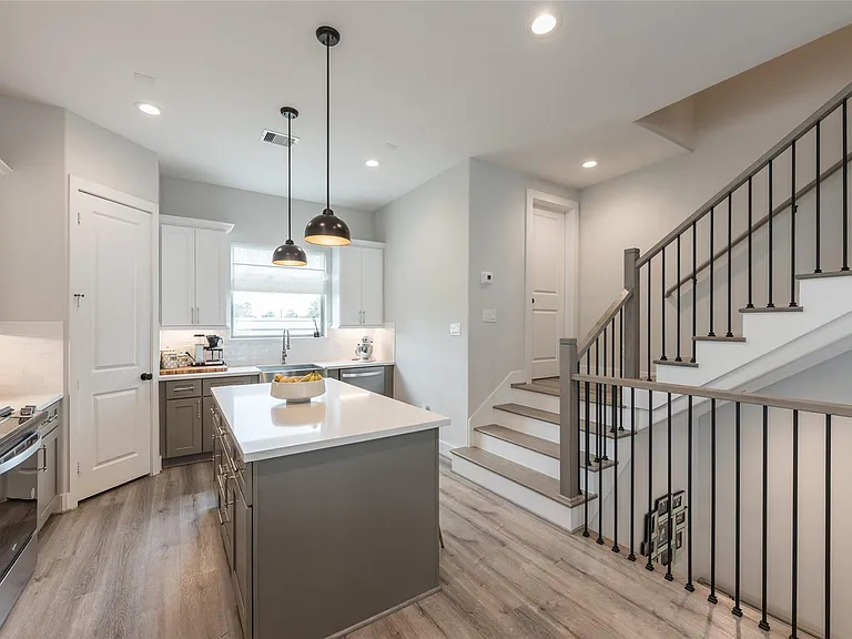 5306 Creekmont Timbers Trl — Photo 9