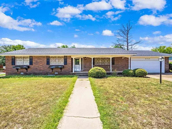 806 Park Ave, Frederick, OK 73542