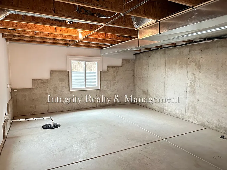 7402 Eagle Rock Dr — Photo 43