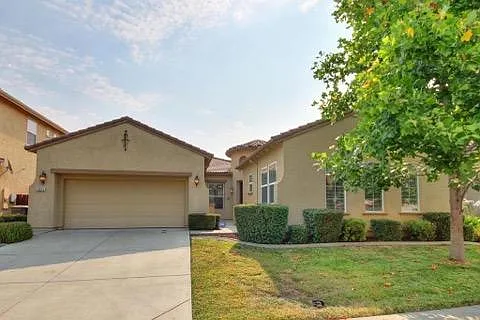 6824 Salvaterra Cir