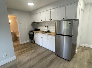 1030 Lillian Ave UNIT 203, Windsor, ON N9A 1V7