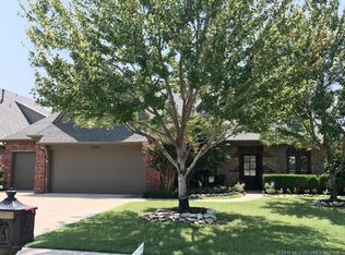 9242 E 119th Pl S, Bixby, OK 74008