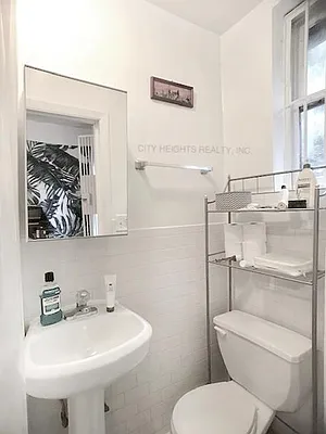 Rented by City Heights Realty | media 8