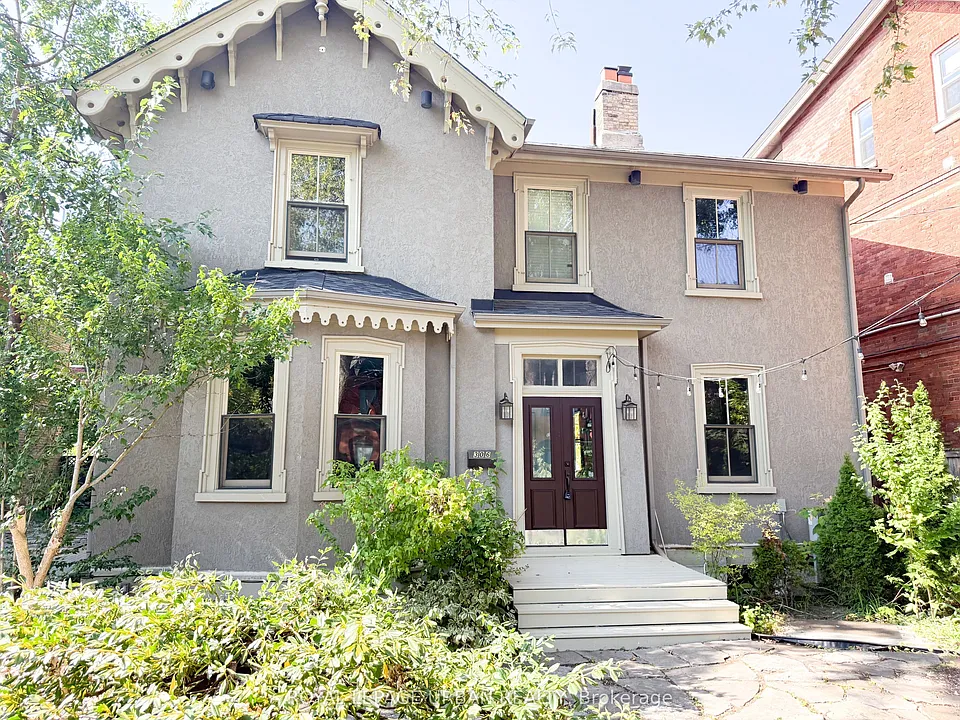 306 Seaton St