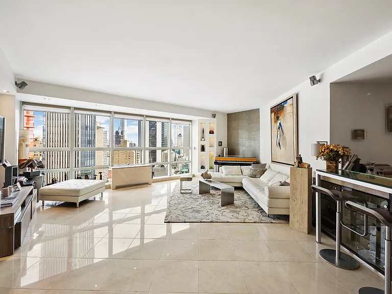 146 W 57th St #42CD — Photo 8