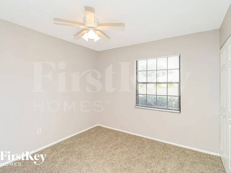 814 Yacolt Rd SE — Photo 12