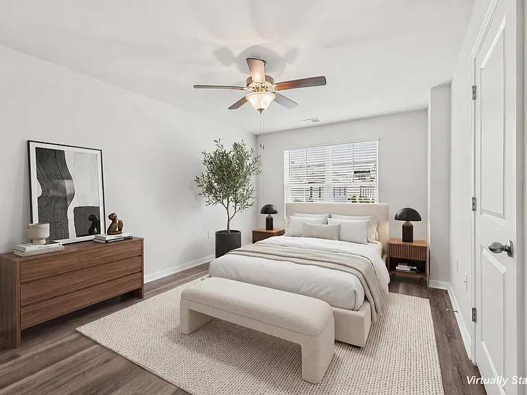 310 Honeystone St — Photo 21