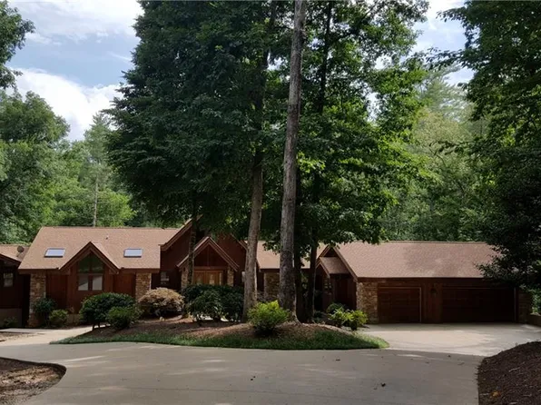 108 Coral Beads Way, Sunset, SC 29685