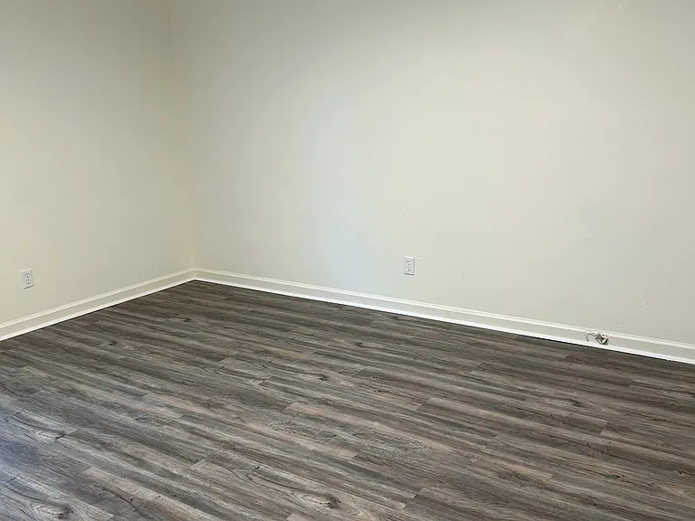 318 Linden St #100 — Photo 7