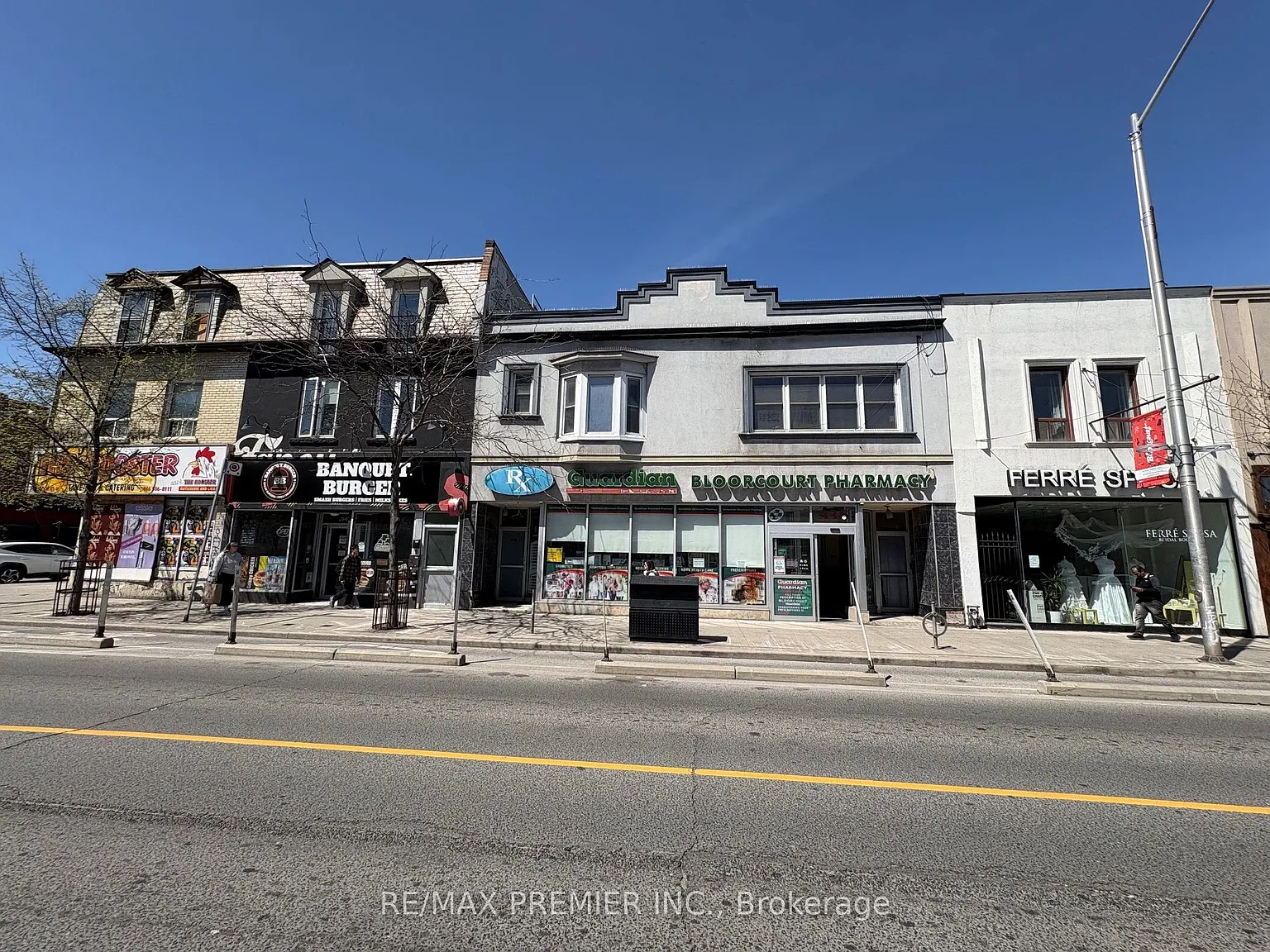 3 bed, $3,000 — Photo 1