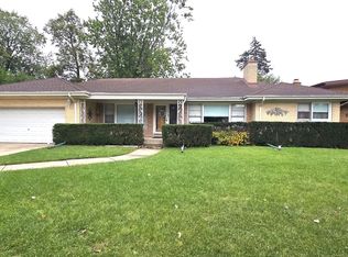 6425 N Knox Ave, Lincolnwood, IL 60712