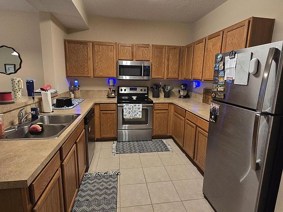 3rd image of 575 OAKLEAF PLANTATION Parkway #1002