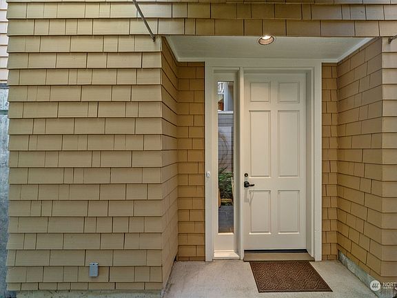 3rd image of 8630 112th Lane NE #10