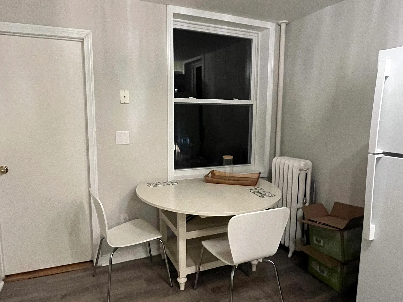 2 bed, 900 sqft, $3,500 — Photo 2