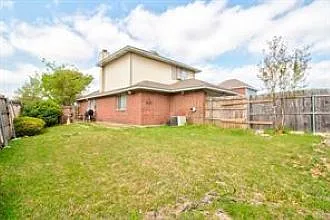 201 Teakwood Ln Photo 1