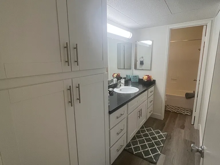 Ridgegate Apartments — Photo 35