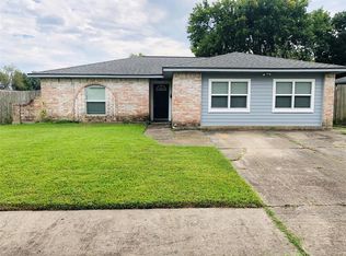 8518 Avington Rd, La Porte, TX 77571