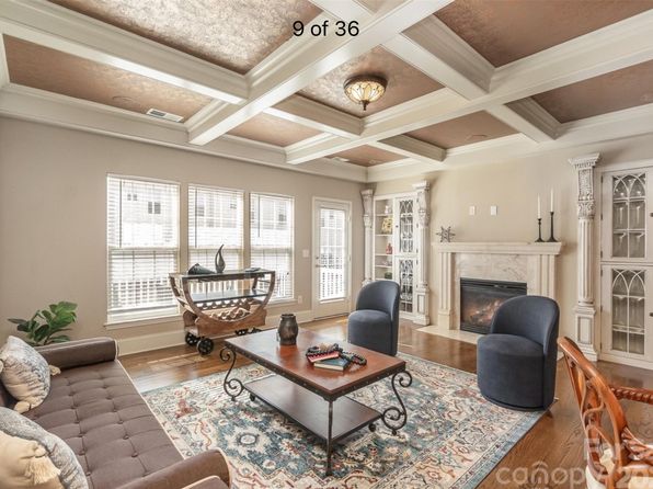 10467 Alexander Martin Ave