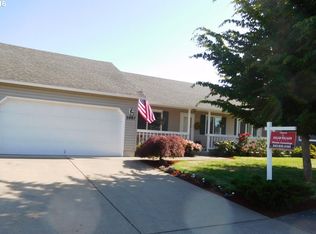 3987 Douglas Dr, Springfield, OR 97478