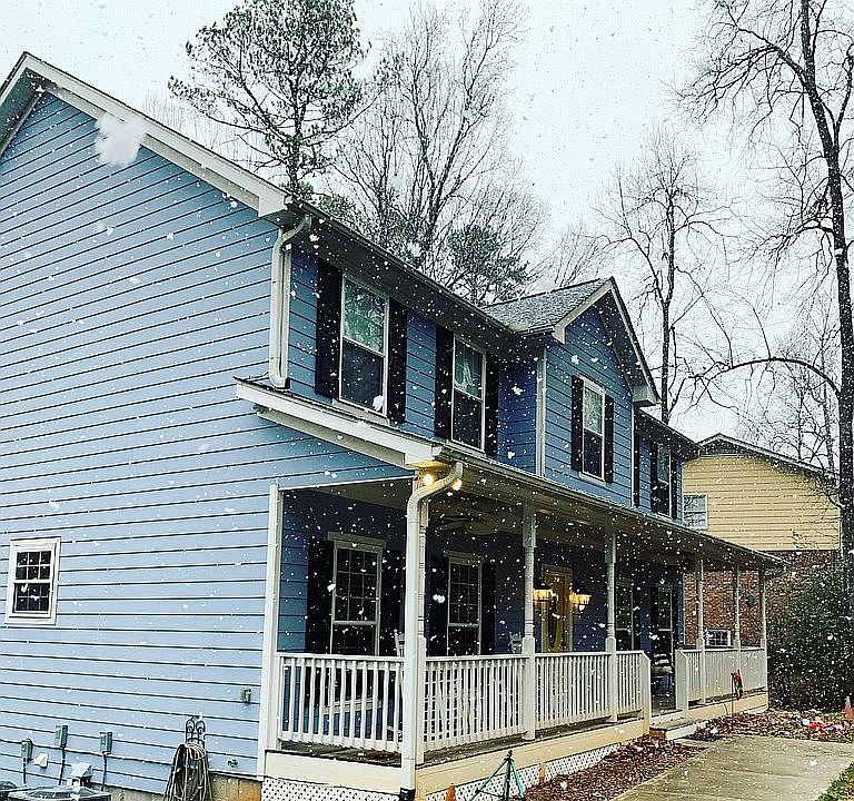 1st image of 3670 Allsborough Dr