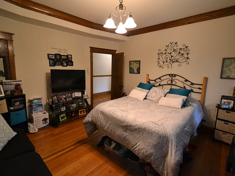 3767 N Lakewood Ave #2 — Photo 8