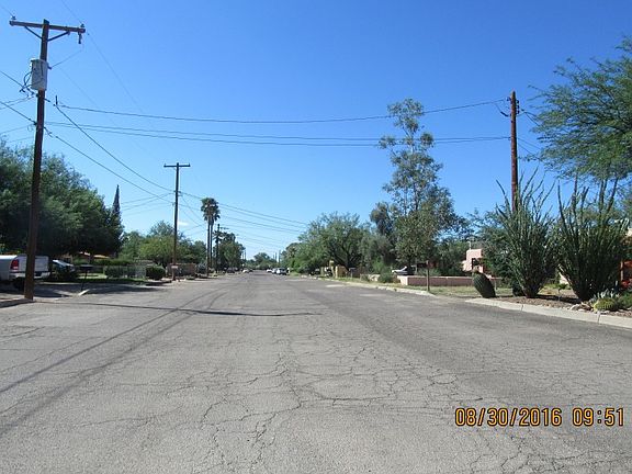 4th image of 731 N Venice Ave