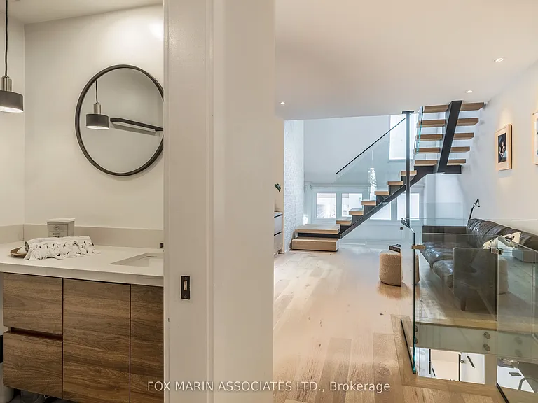 61 McGill St — Photo 21