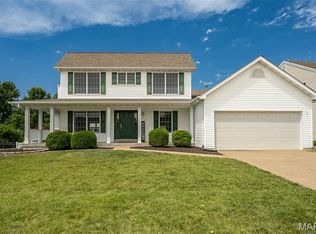 2215 Wild Pigeon Dr, O'Fallon, MO 63368