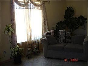 4th image of 133 Winston Dr