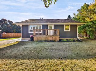 30 Janet St, Brantford, ON N3R 3G6
